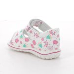 Primigi első lépés baba szandál fehér alapon gyümölcs mintás